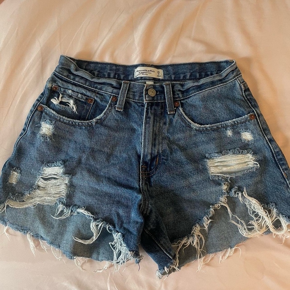 Abercrombie and fitch boyfriend shorts